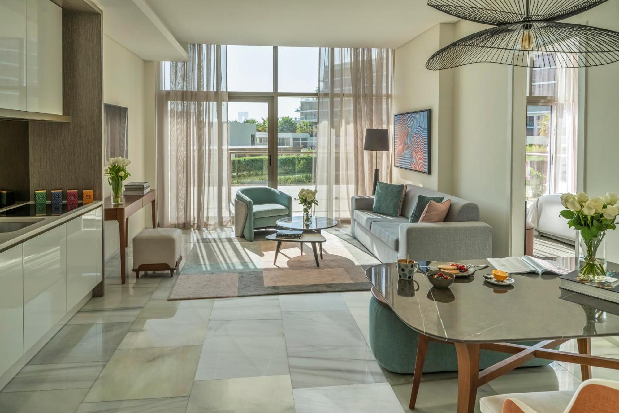 Th8 Palm Dubai Beach Resort, Vignette Collection By Ihg Екстериор снимка