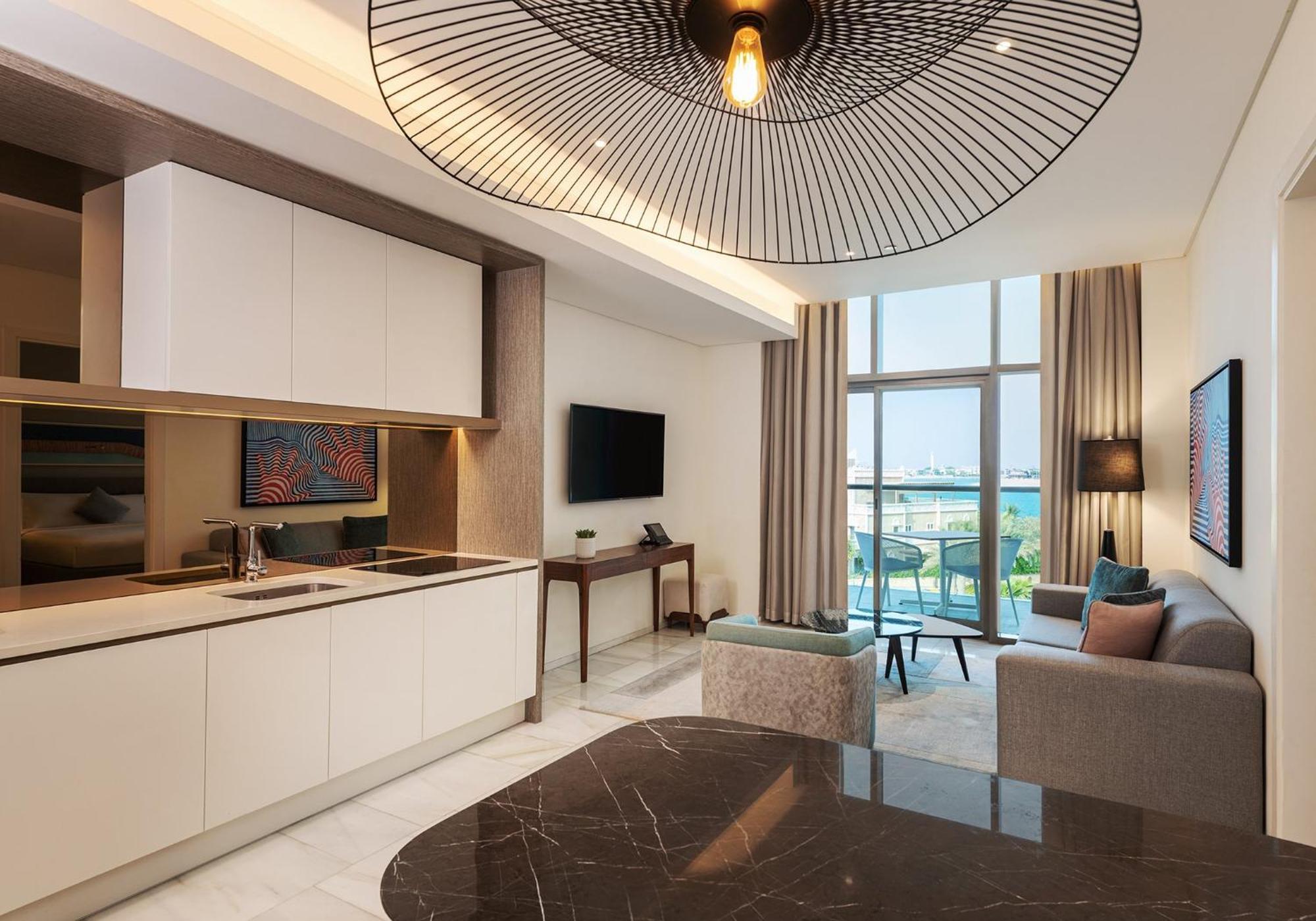Th8 Palm Dubai Beach Resort, Vignette Collection By Ihg Екстериор снимка
