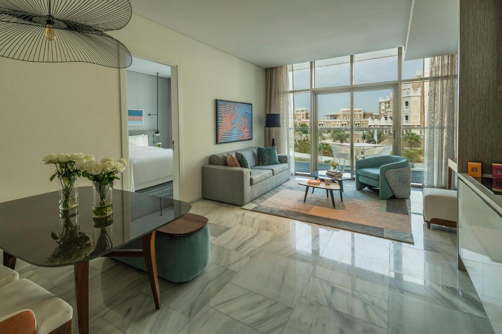 Th8 Palm Dubai Beach Resort, Vignette Collection By Ihg Екстериор снимка